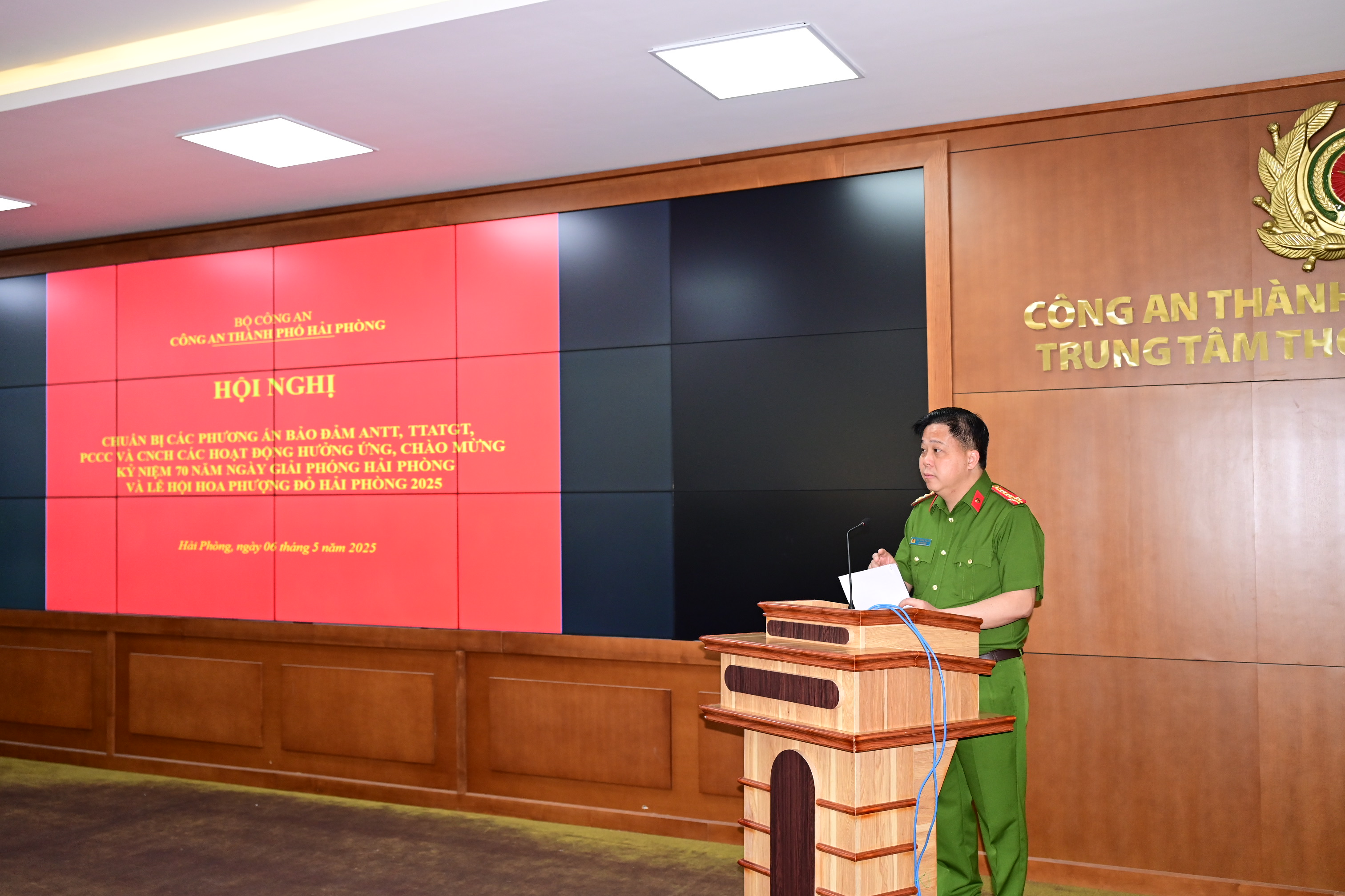 Chuẩn bị các phương án bảo đảm ANTT, TTATGT, PCCC&CNCH các hoạt động hưởng ứng, chào mừng kỷ niệm 70 năm giải phóng  Hải Phòng và Lễ hội Hoa phượng đỏ - Hải Phòng năm 2025